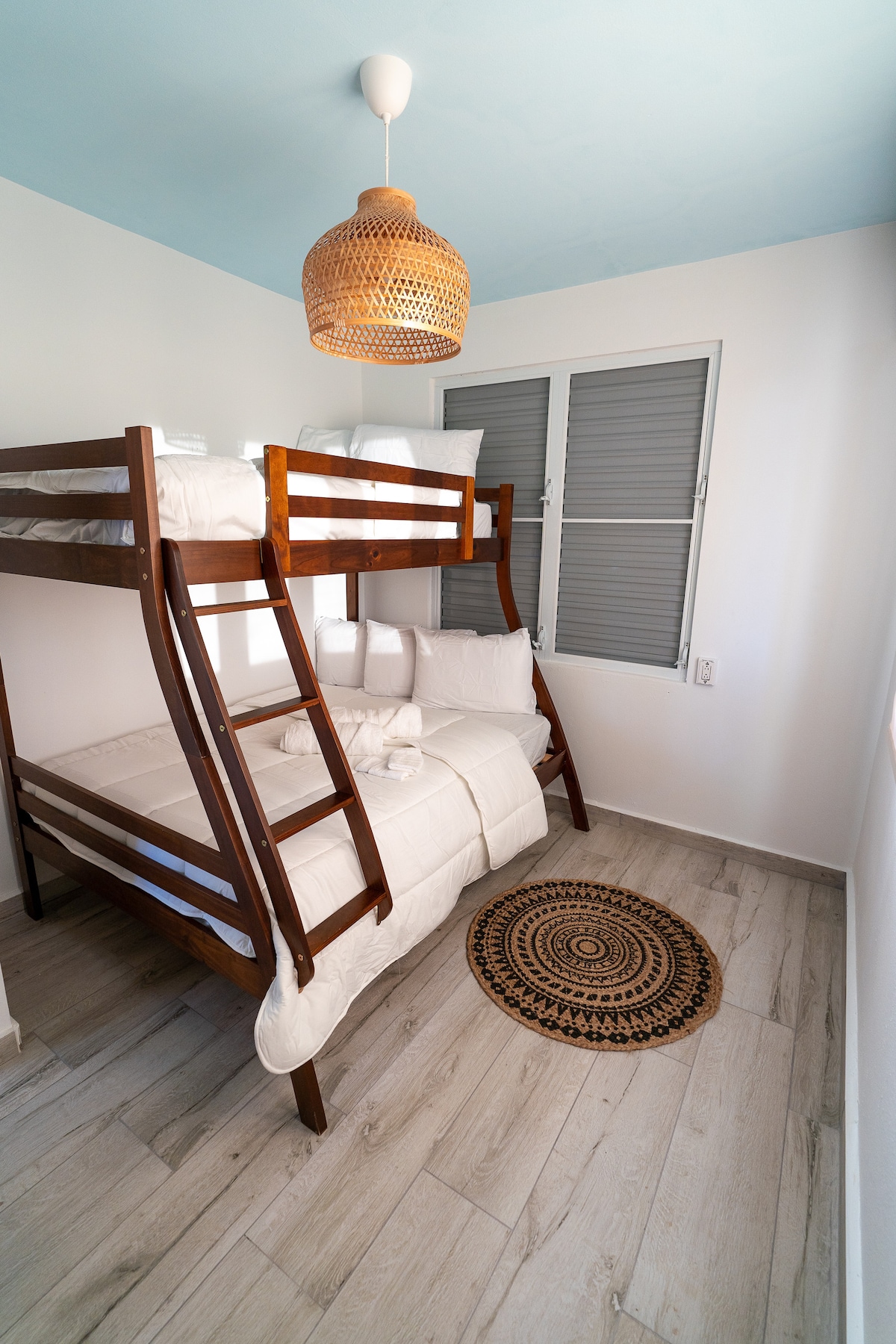 საძინებელი 3