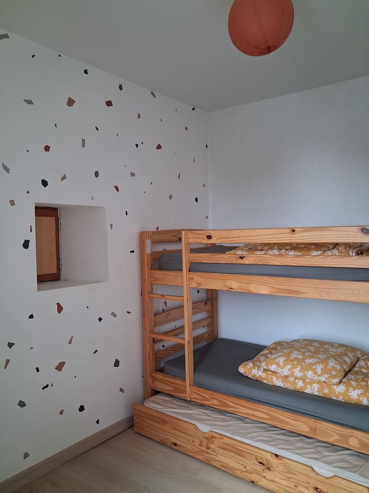 غرفة النوم 2