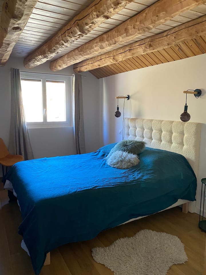 غرفة النوم 2