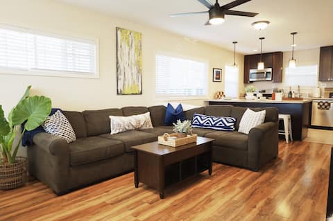 Top Airbnb: Modern craftsman in heart of SD near Balboa Park in Greater North Park