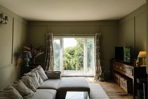 Top performing Airbnb: The Wine Merchants House in Chipping Norton in Chipping Norton