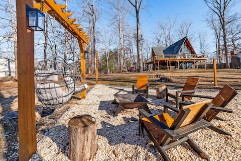 3 levels *Luxury A-Frame Cabin, Lake View/Hottube