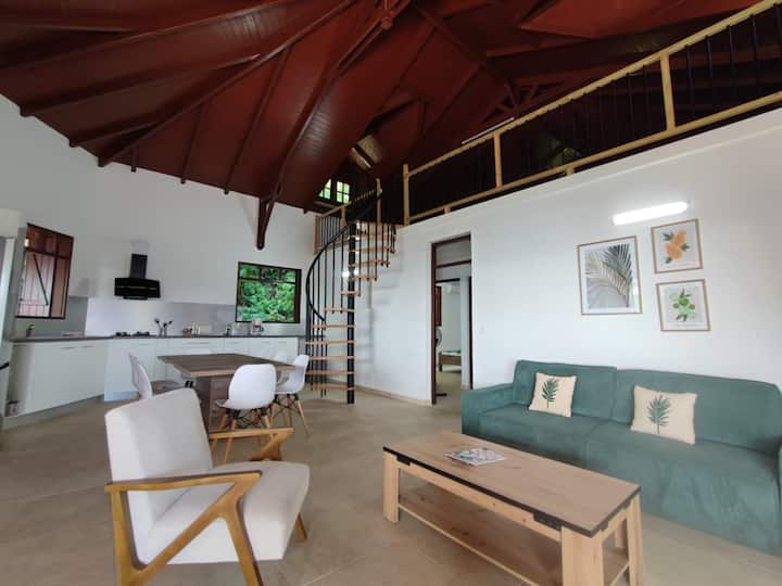 วิลล่าเดอลูเซียน - 