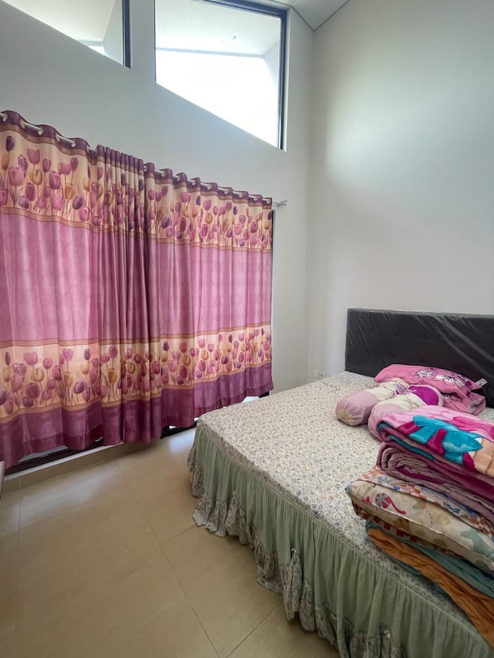 საძინებელი 1