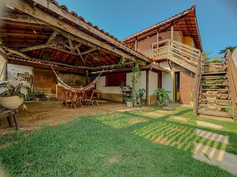 House ãnA: Overboard in the center of Icaraízinho.