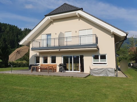 Luxury Villa Juwel 2-10 per,Sauna , quiet+central