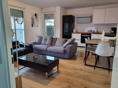 * Lovely Appartment Romainville Near Metro Paris *