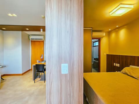 Top Airbnb: Complete, high-end Mercure Boulevard apartment with a view! em Caminho Das árvores