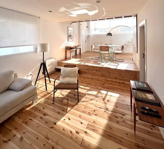 Beautiful Sunny Duplex with Terrace in Old Town gallery image 5