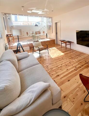 Beautiful Sunny Duplex with Terrace in Old Town gallery image 4