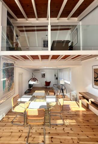 Beautiful Sunny Duplex with Terrace in Old Town gallery image 2