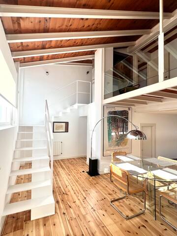 Beautiful Sunny Duplex with Terrace in Old Town