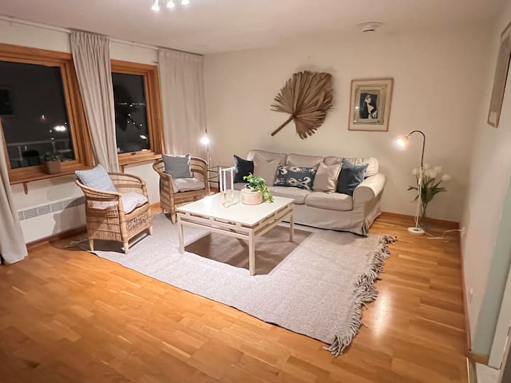 Central Etagelägenhet Vid Hamnen - Grebbestad