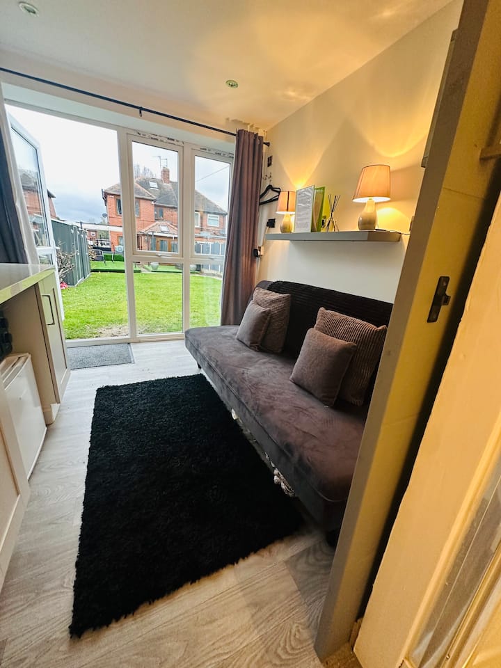 The Little Den - Leeds