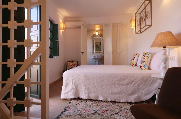 غرفة النوم 2