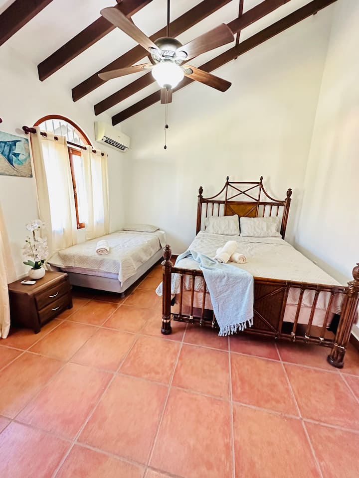 საძინებელი 2