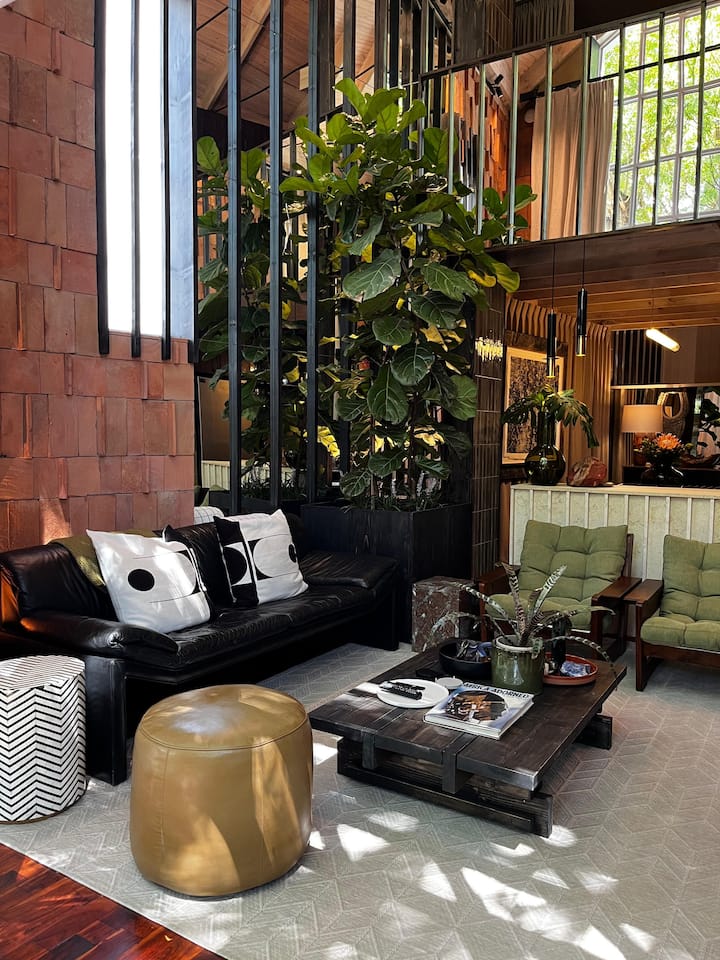 Chic Garden Retreat Close To Table Mt, Beach &City - Camps Bay
