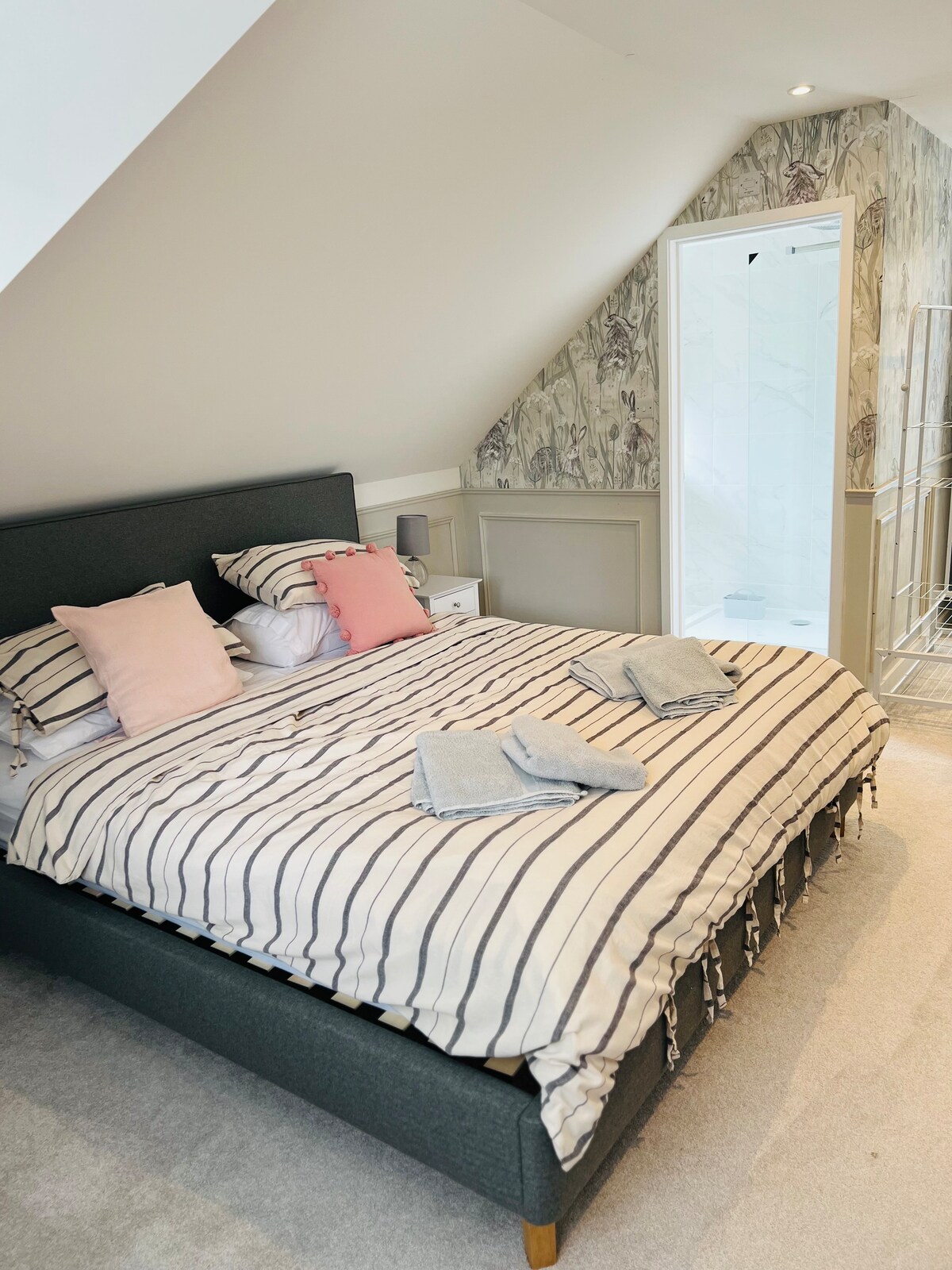 غرفة النوم 2