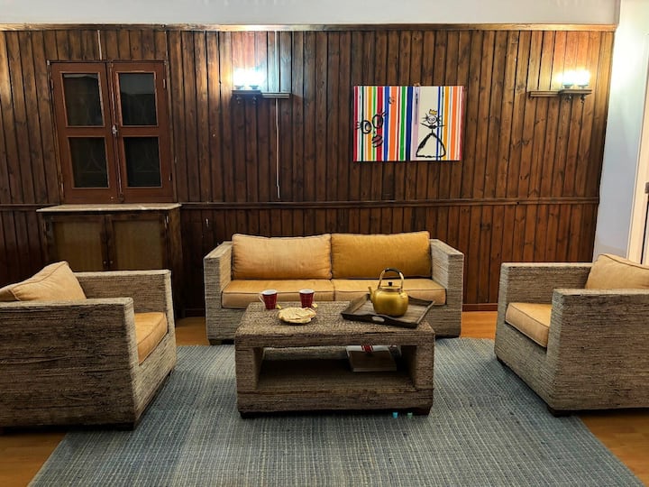 მისაღები ოთახი 2