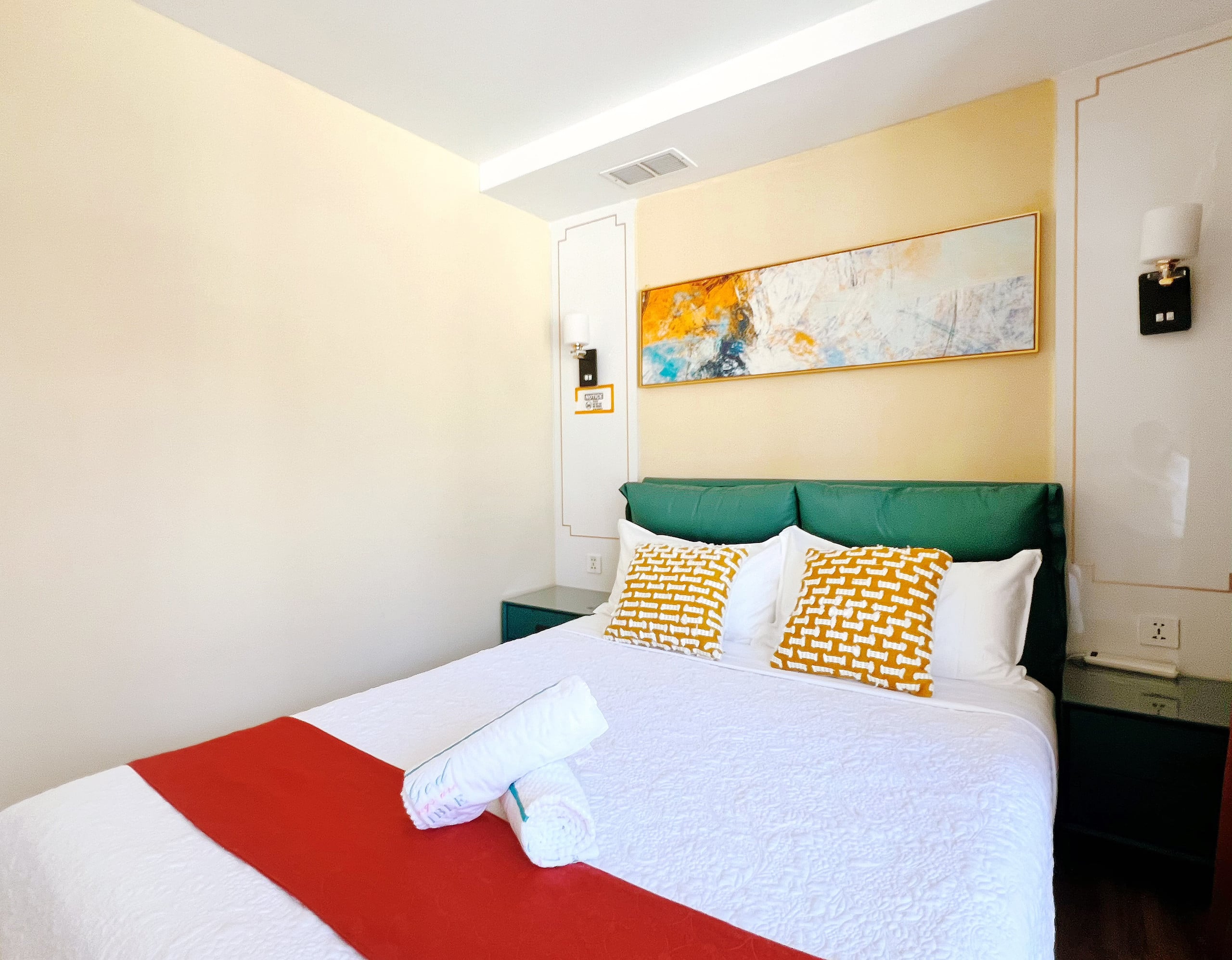 Welcoming Waikiki Legal Apt 3b+2b, 1 Free parking - Image 3
