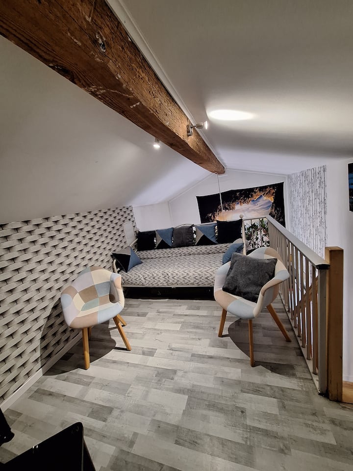 Maison Atypique à La Campagne. - Charlieu