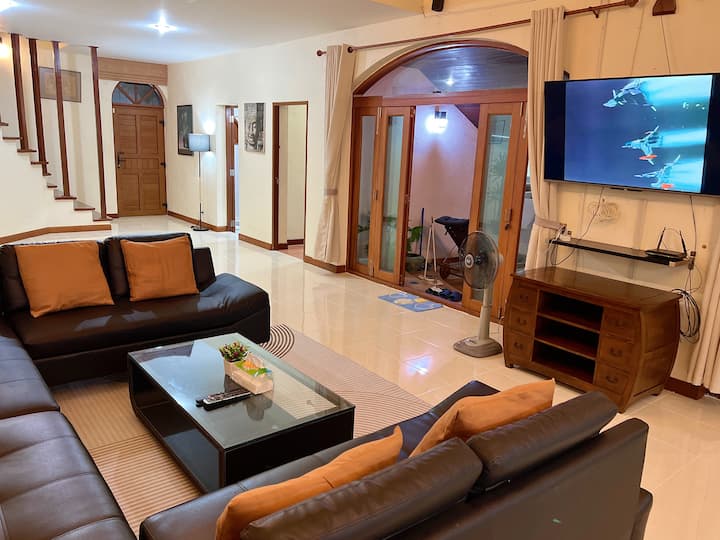 Pattaya Beach Pool Villa At Pattaya-近芭提雅步行街、芭提雅码头 - パッタヤー