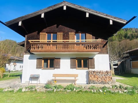 Grandpa's Klause - Outside at home on the ground floor