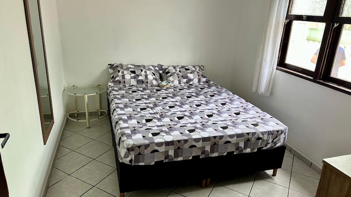 საძინებელი 1