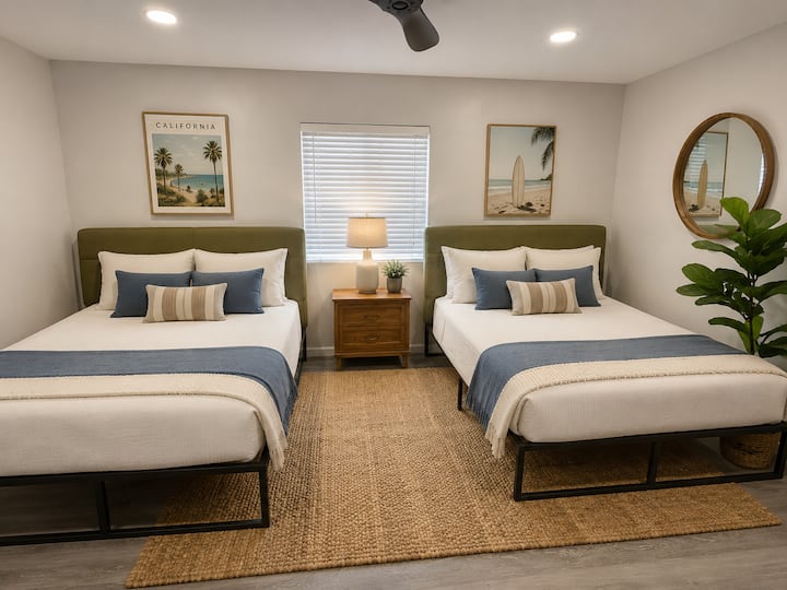 Master Bedroom W/ Private Bath & Entrance - Seal Beach, CA