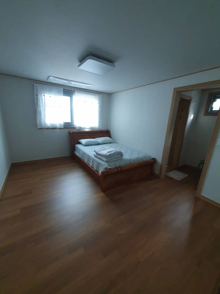 Spavaća soba 1