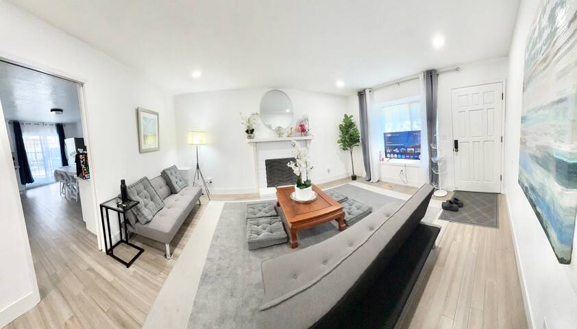 Central Palo Alto Home with AC gallery image 2