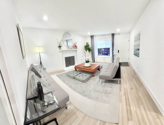 Central Palo Alto Home with AC gallery image 3