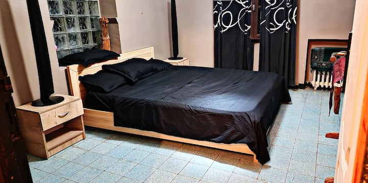 غرفة النوم 1