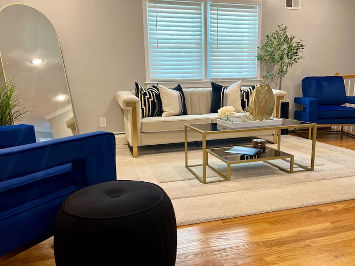 2br/2ba Near Dc | Parking Ii - Oxon Hill, MD
