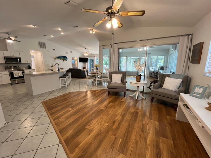 Waterfront | Boat Dock| Kayaks | Fenced Yard - Crystal River, FL