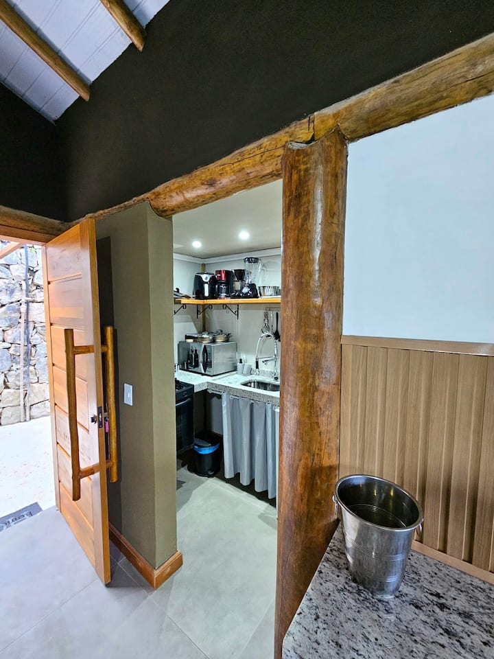 Studio Com Hidro E Piscina Aquecida+vista P/ Mar - São Sebastião