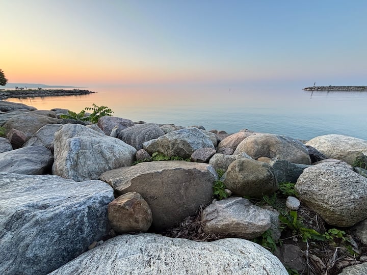 Beautiful Heritage Home, One Block From Water! - Meaford
