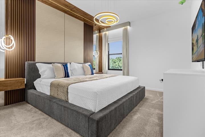 Dormitorio 7: 1 cama tamaño king (baño privado)