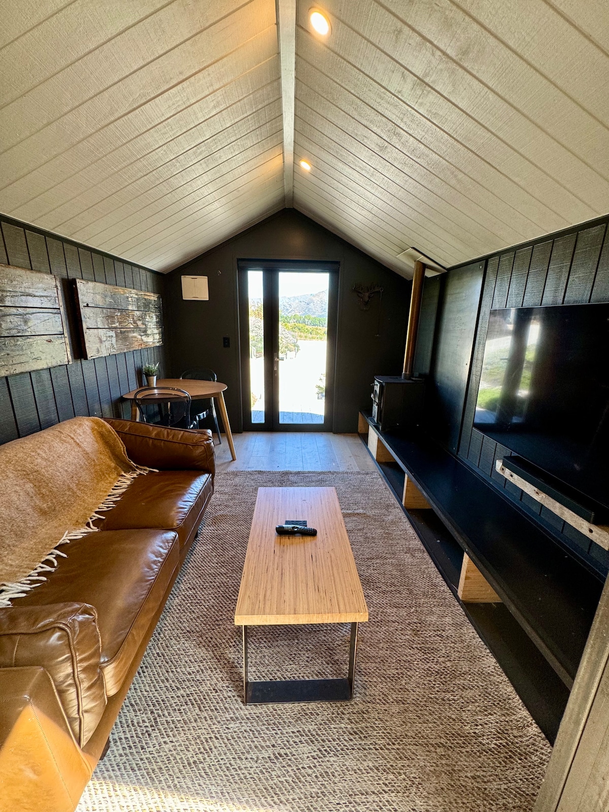 Popular Airbnb listing: Glencairn in Wakatipu Outer