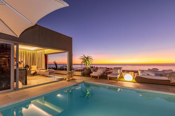 Sea views & Sunsets Haven-Clifton at its best!
