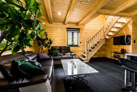 Top performing Airbnb: Domek Na Skraju Lasu-Strefa Spa Hot Tub in Lubelskie