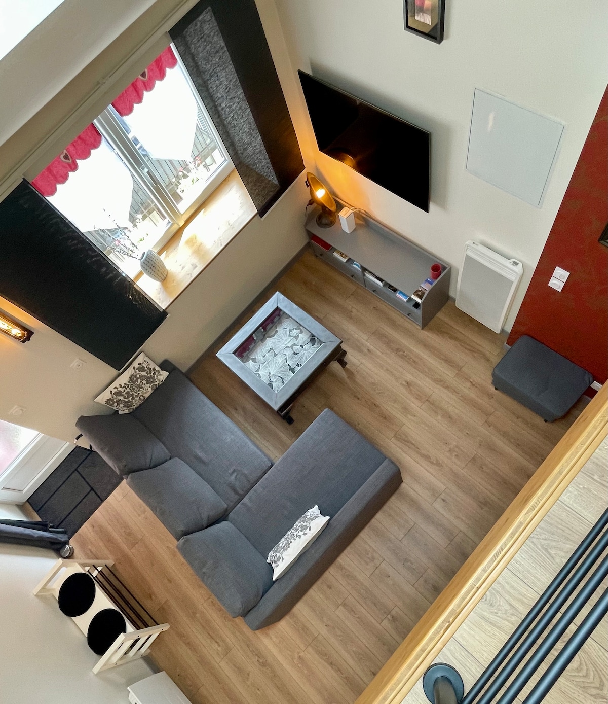 Top performing Airbnb: Loft in historic center in Lons Le Saunier