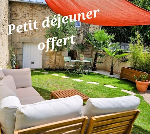 Charming house with private parking