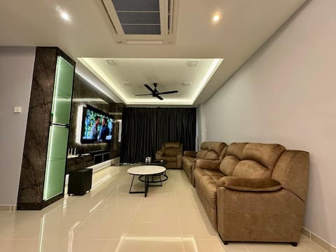 New luxury Sri indah condominium