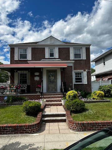 The Traveler’s Retreat: Unique Short Term Stay