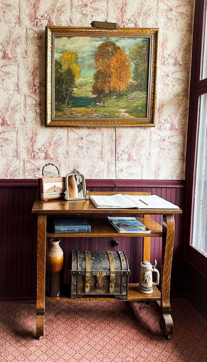 American House 1854- Stagecoach Stop Suite - Prairie du Chien, WI