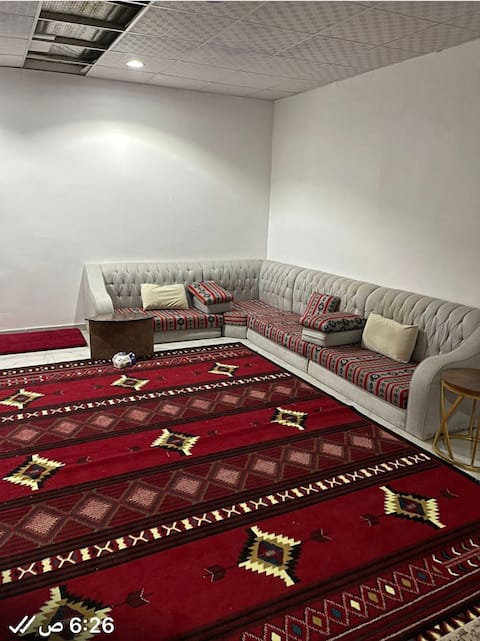 استراحة في مزرعه الحج