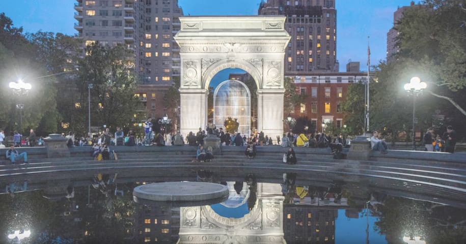 ~Chic~Designer 2 Bedroom Flat~Greenwich Village gallery image 5