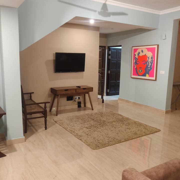 Living room image 4