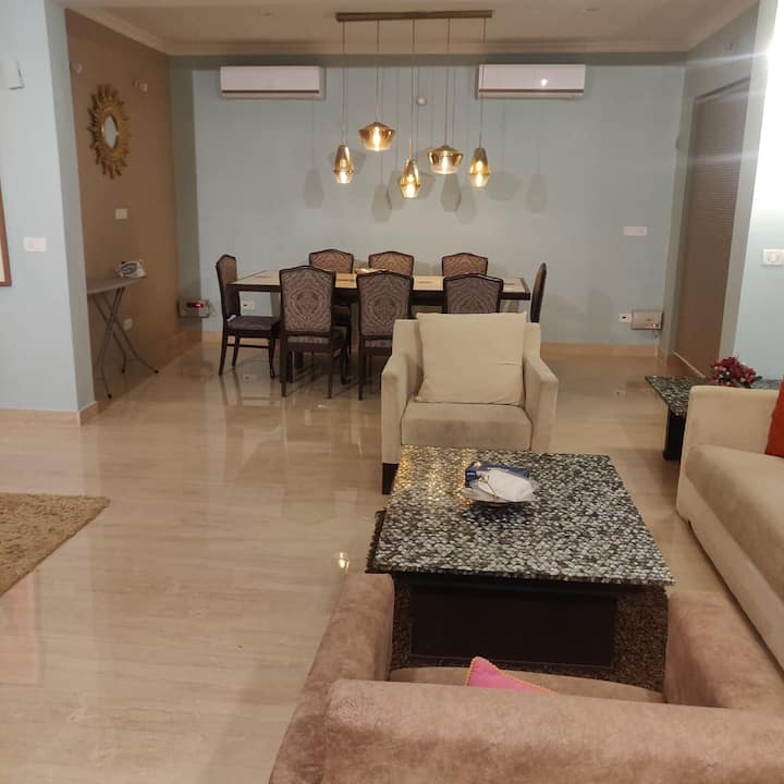 Living room image 2